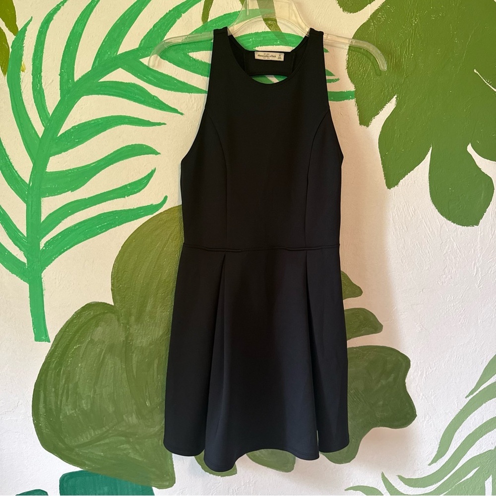 Abercrombie & Fitch Black Sleeveless Mini Dress - Picture 7 of 8